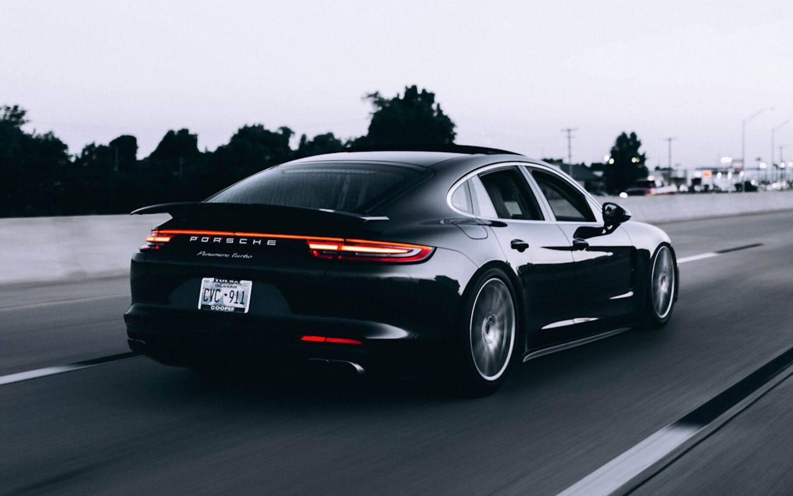 Car on the motorway — collection and delivery across the UK